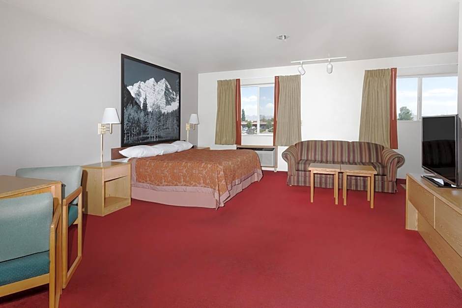 Super 8 by Wyndham Fruita