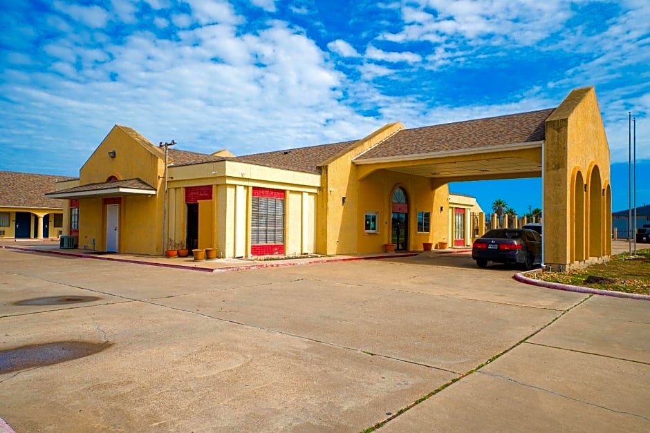 Aransas Bay Inn & Suites Corpus Christi by OYO
