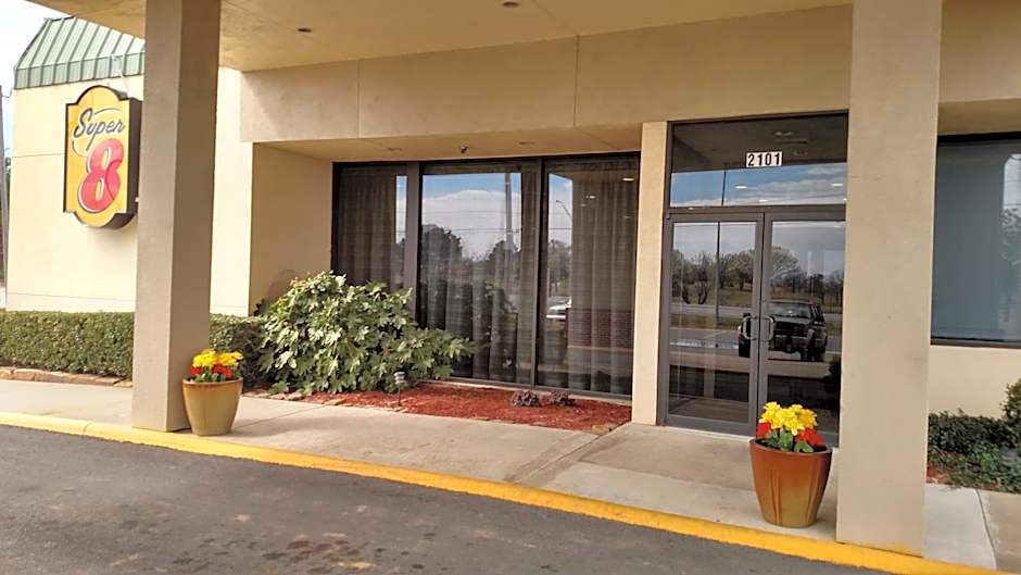 Super 8 by Wyndham Atoka