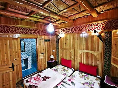 Suite with Mountain View