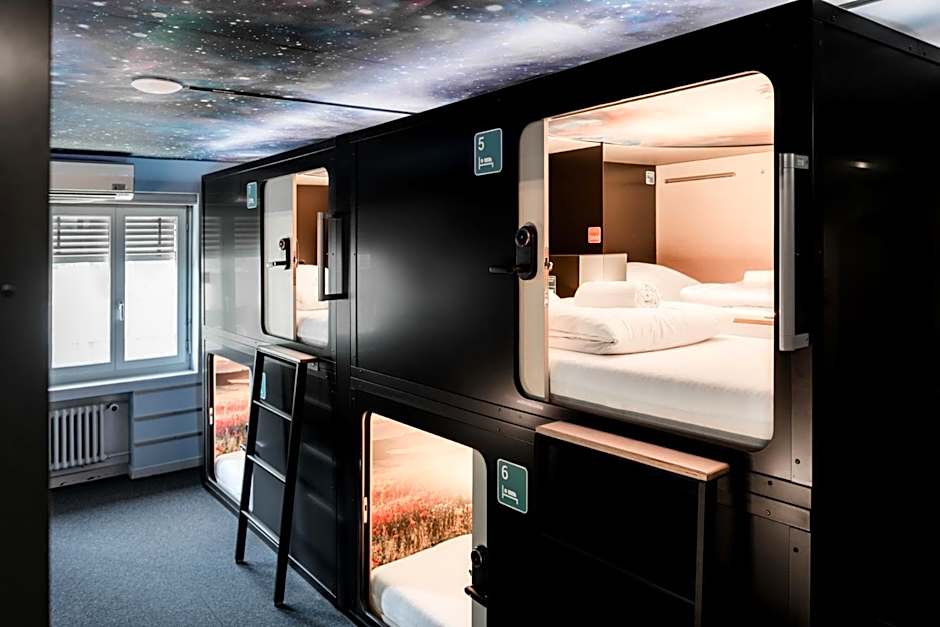 Capsule Hotel - Lucerne TheLAB