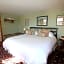 Highland Lake Inn
