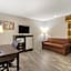 Econo Lodge Inn & Suites Yankton