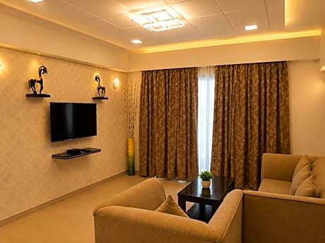 Riviera Suites