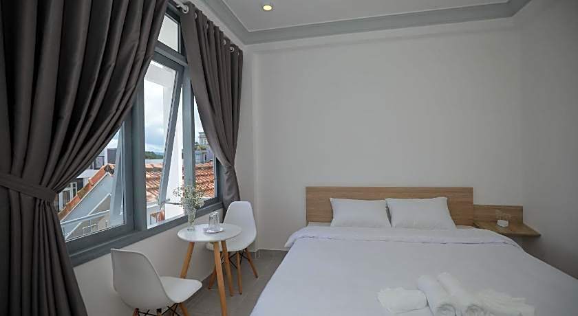 M Hotel
