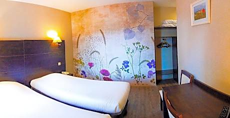 Privilege Twin Room with River View