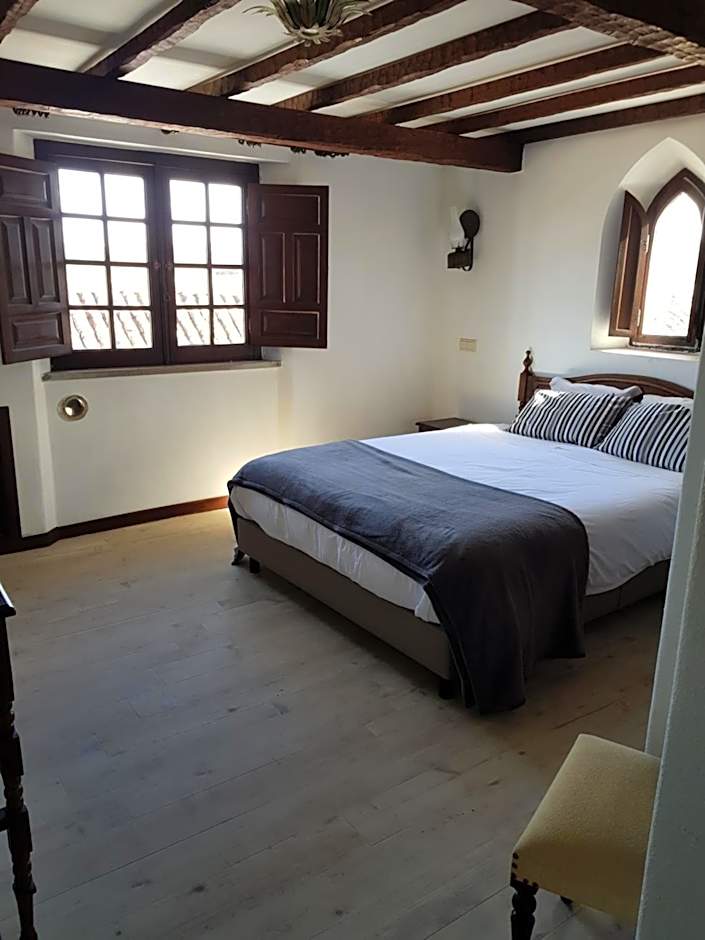 Rainha Santa Isabel - Óbidos History Hotel