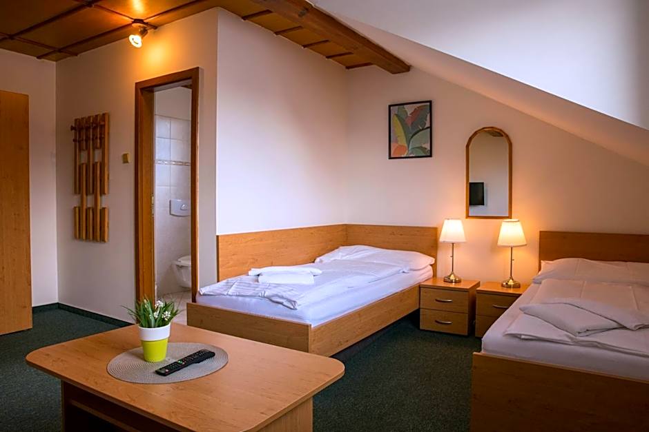 Hotel Kanarek