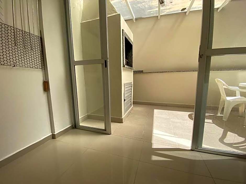 B914 - Apto 02 quartos para 7 pessoas perto do mar