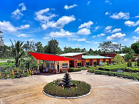 Bali boutique hotel suratthanni