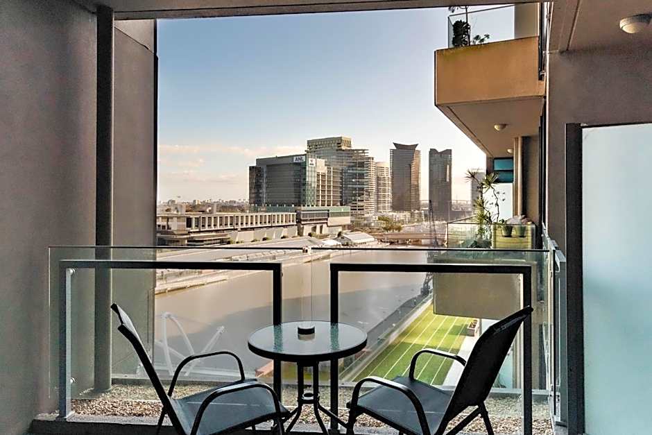 Waterfront Melbourne Apartments