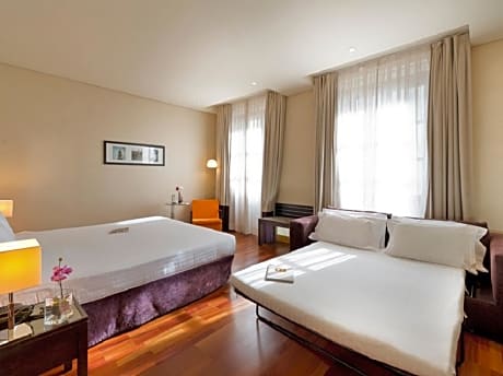 Double room with extra bed