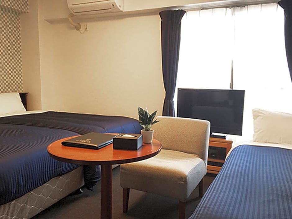 Hotel Livemax BUDGET Fuchu