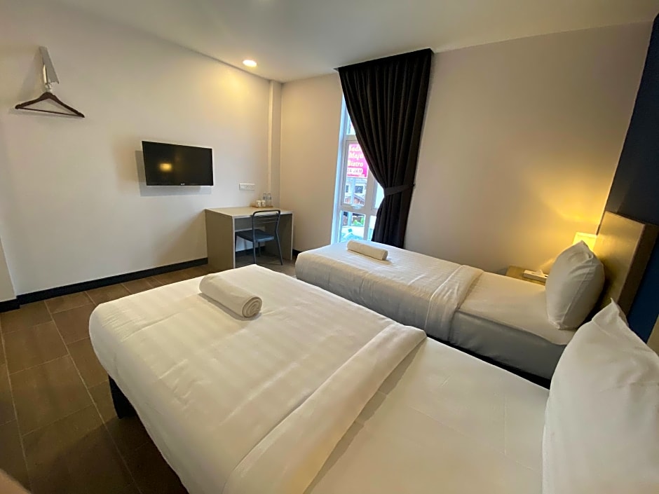 ZONE Hotels, Telok Panglima Garang