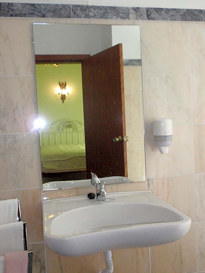"O Viajante" Low Cost Hotel