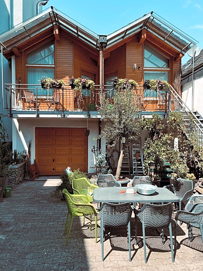 Weinhaus am Schieferfels