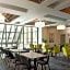 Embassy Suites by Hilton Indianapolis Downtown
