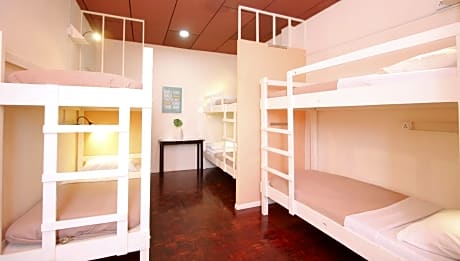 1 Person in 6-Bed Dormitory - Male Only