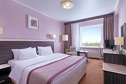 Photo 1 of 6 of Superior Double Room