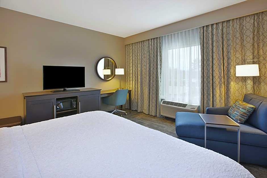 Photo 1 sur 4 de 1 King Bed