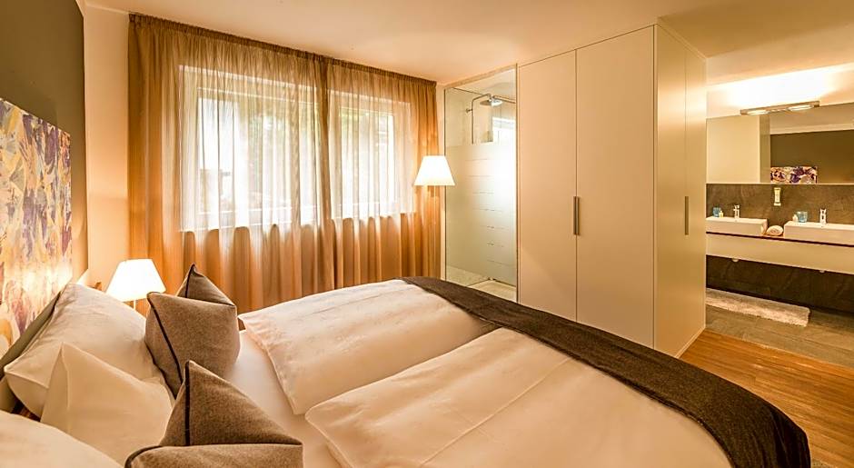 Hidalgo Suites