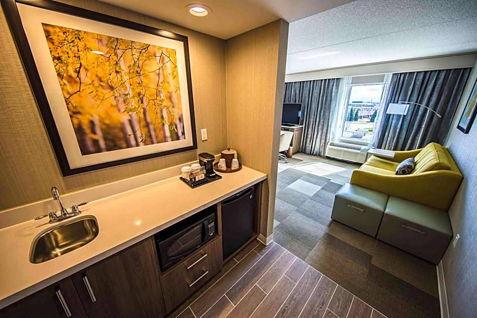 Hampton Inn & Suites by Hilton Bolton