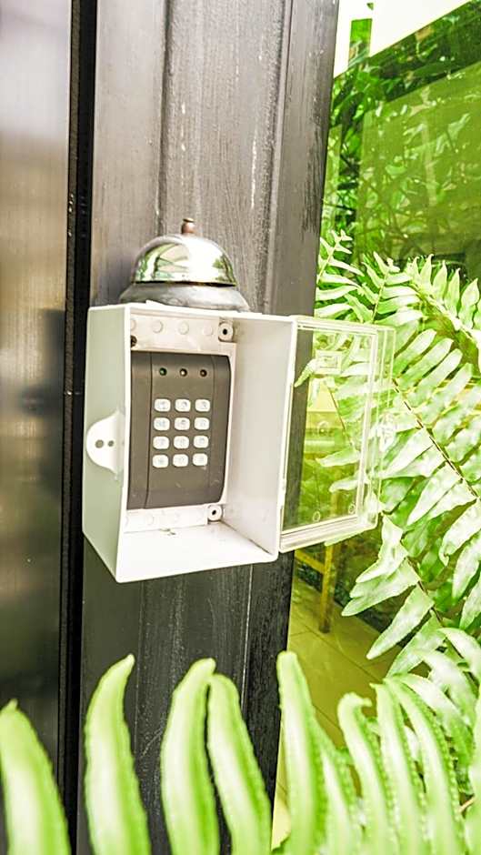 RoomQuest Bangkok Don Mueang Airport