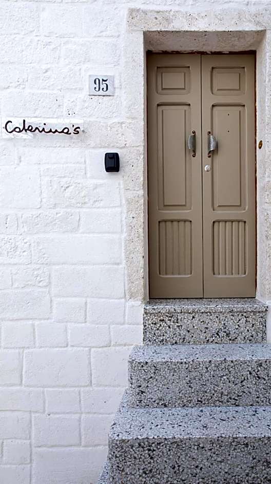 Caterina's Suites & Apartament