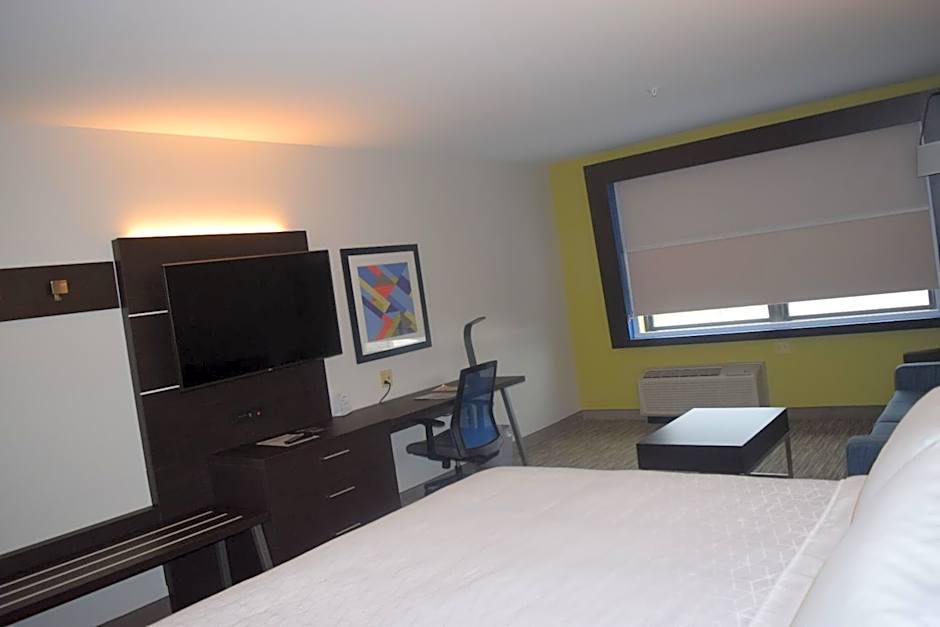 Holiday Inn Express And Suites Middletown By IHG