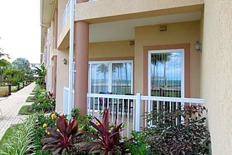 Studio Suite- Two Queens- Island View