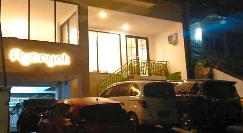 NYENYAK MRT Lebak Bulus Simatupang