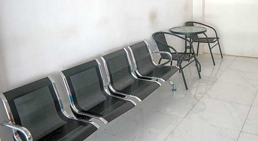 OYO 90062 Ava Guesthouse