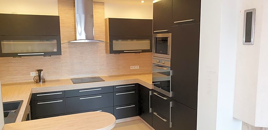 Domki Słoneczko z dostępem do jacuzzi sauny i rowerów