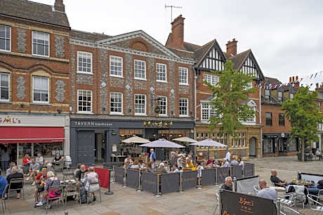 Tavern Townhouse - Boutique Town Centre Stay, Henley-on-Thames