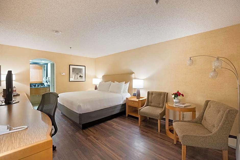 Best Western Plus Las Brisas Hotel