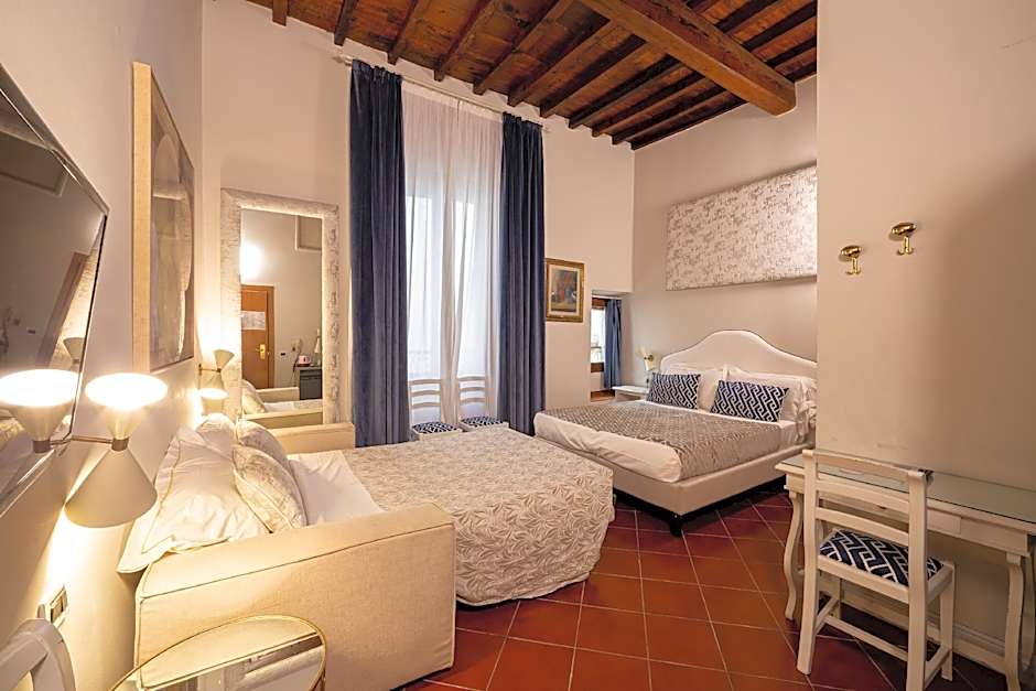 Hotel Maxim Axial
