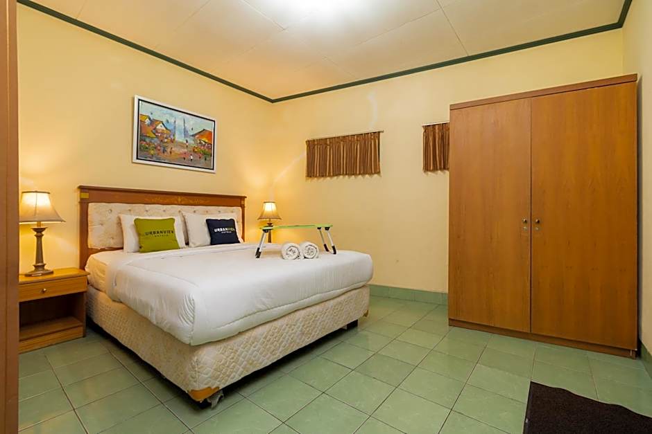 Urbanview Hotel Griya Astoeti 2 Cisarua Puncak