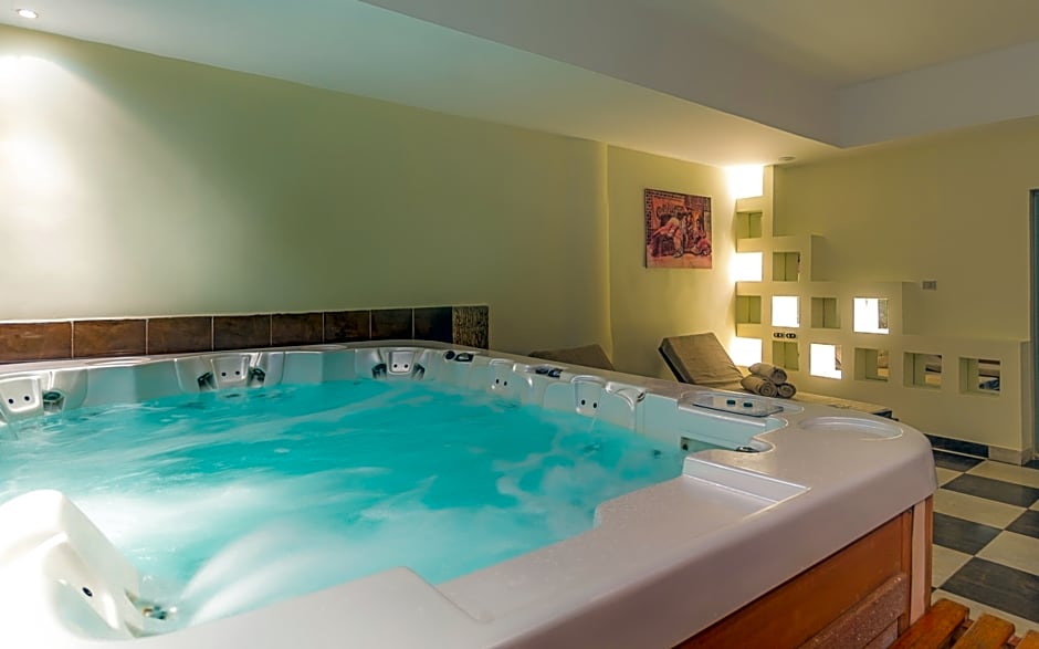 SUNRISE Le Jarden Resort