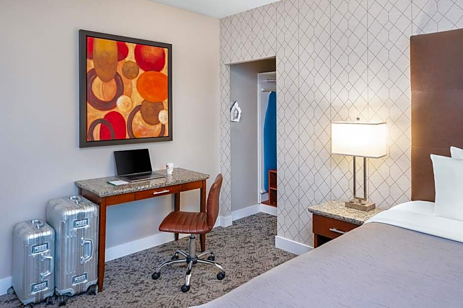 Quality Inn & Suites Downtown Vancouver