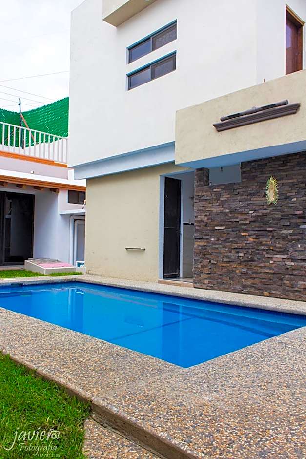 LOFTS en Cuernavaca con alberca climatizada