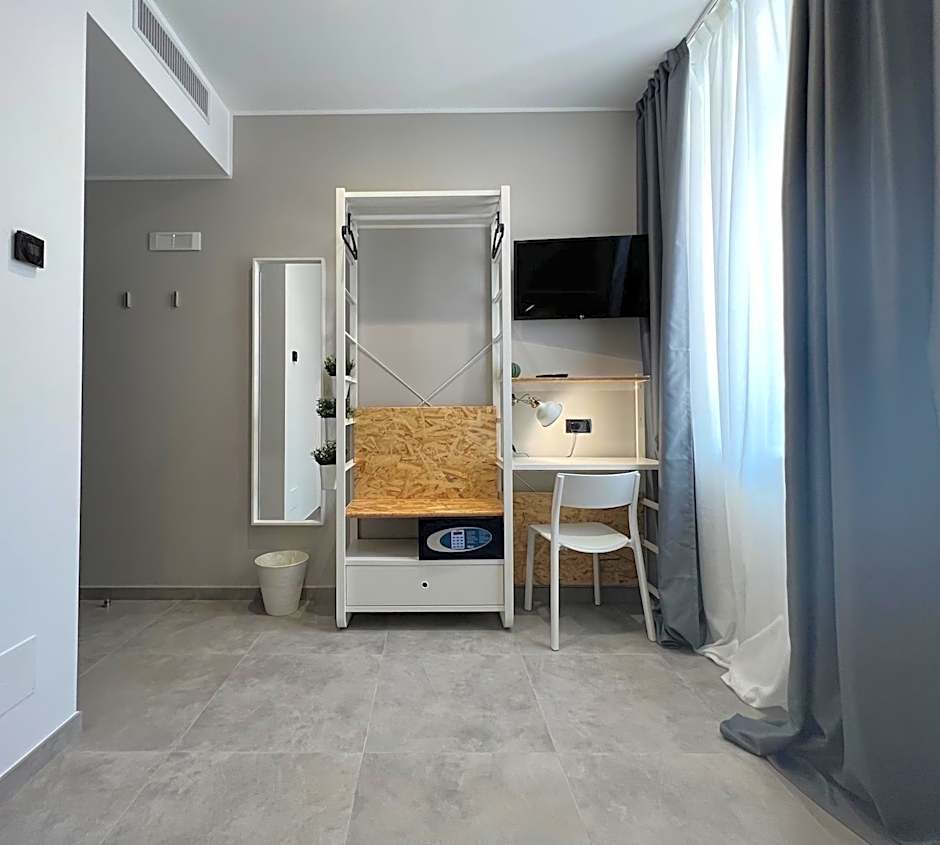 IRON Hotel by Residence Moderno