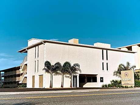 Ocean View Corner Suite