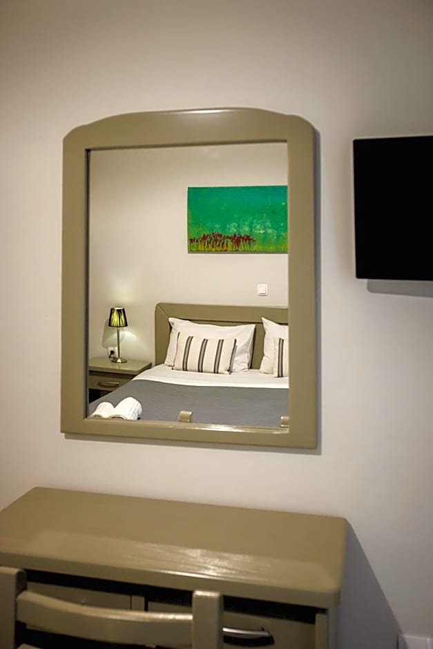 Photo 1 of 15 of 2 Bedroom Apartment