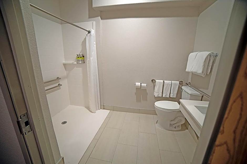 Holiday Inn Express & Suites South Padre Island By IHG