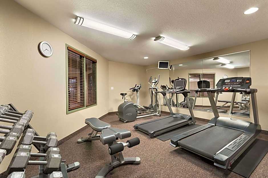 Days Inn by Wyndham Thunder Bay North