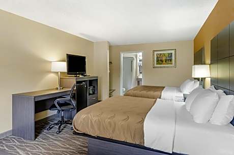 Queen Room with Two Queen Beds - Accessible/Non-Smoking