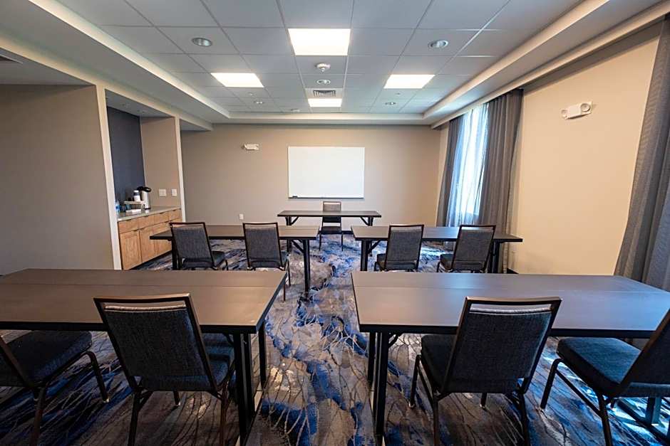 Fairfield Inn & Suites by Marriott Fond du Lac