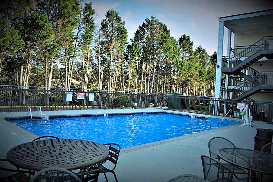Days Inn by Wyndham Marietta-Atlanta-Delk Road