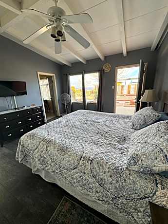 King Room with Garden View