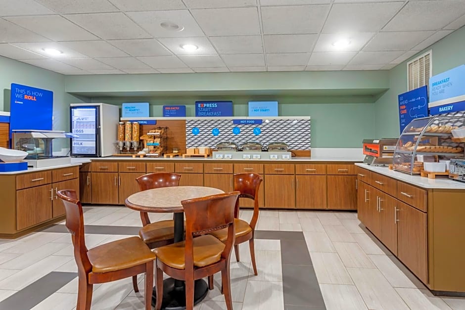 Holiday Inn Express Branson- Green Mountain Drive, an IHG Hotel